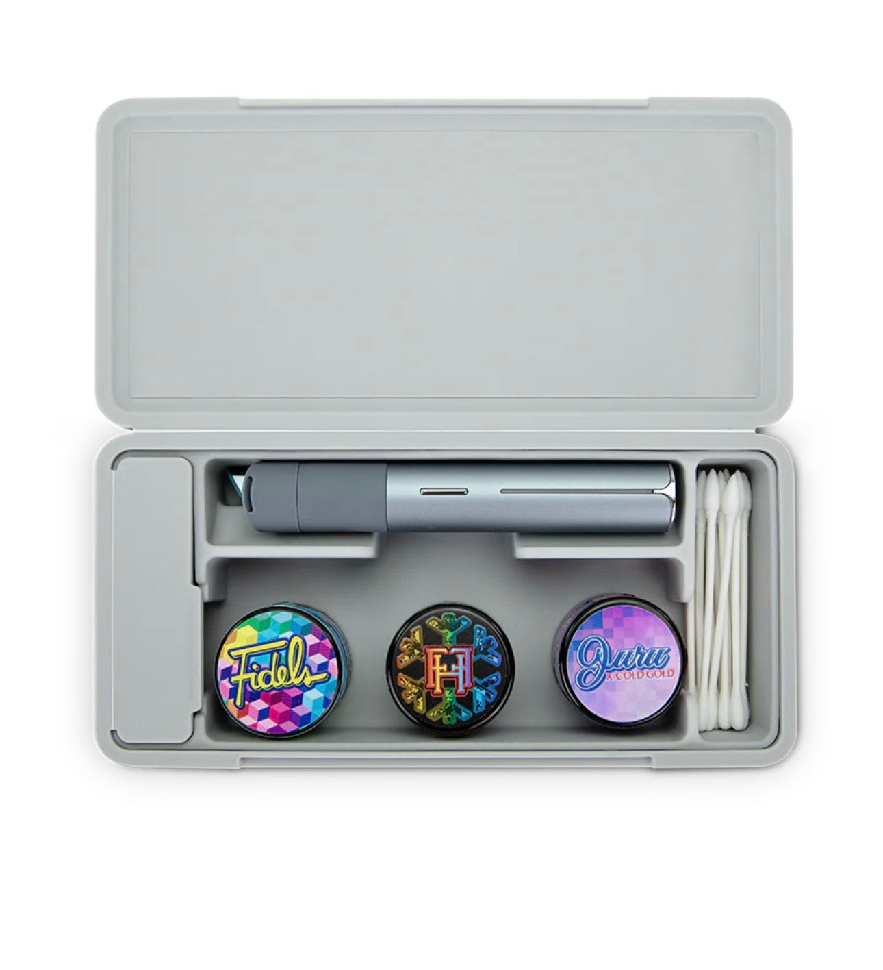 Travel case pearl